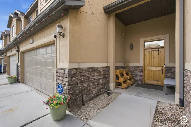 858 S Pheasant Run W, Orem, UT 84058 - #3