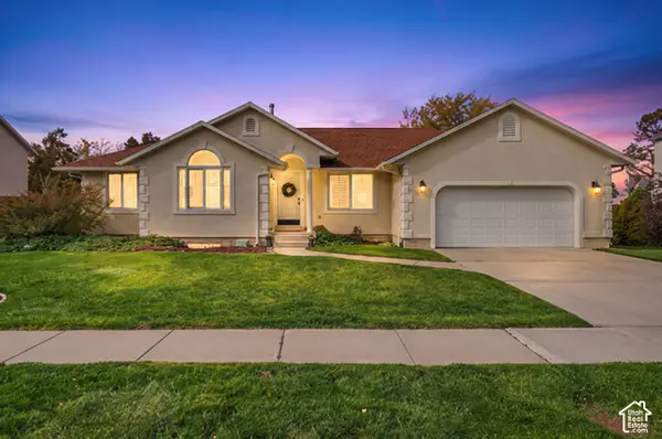 11192 S Crescent Vista Ln W, Sandy, UT 84070