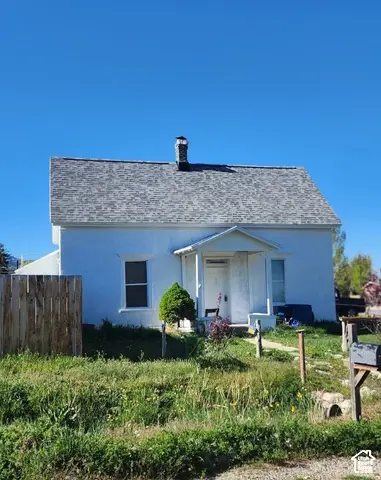 295 W 100 S, Manti, UT 84642 - #1