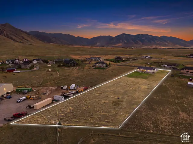 1717 E Arrowhead Ln, Erda, UT 84074 - #2