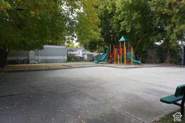 1272 E Sendero Cir, Salt Lake City, UT 84117 - #3