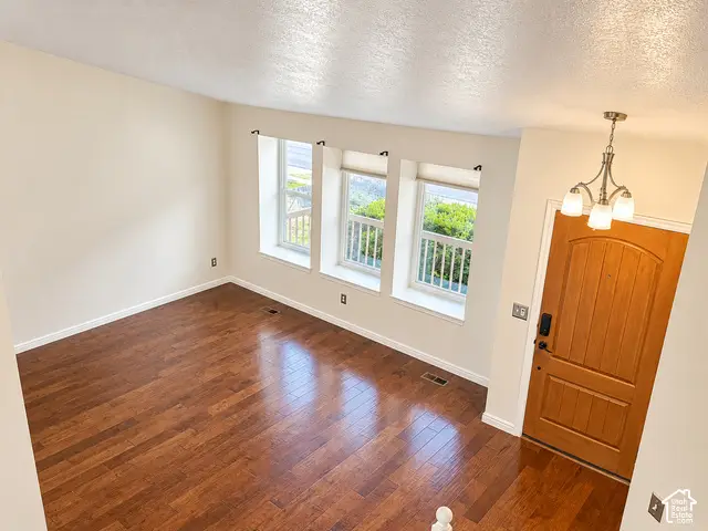 11976 S Hidden Rd E, Sandy, UT 84092 - #3