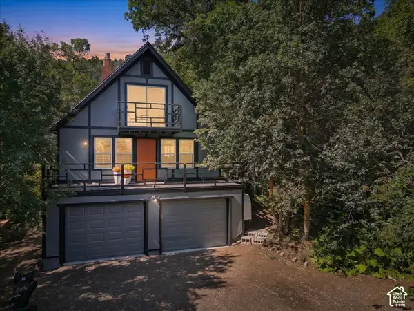 2562 N Viking Dr E, Eden, UT 84310