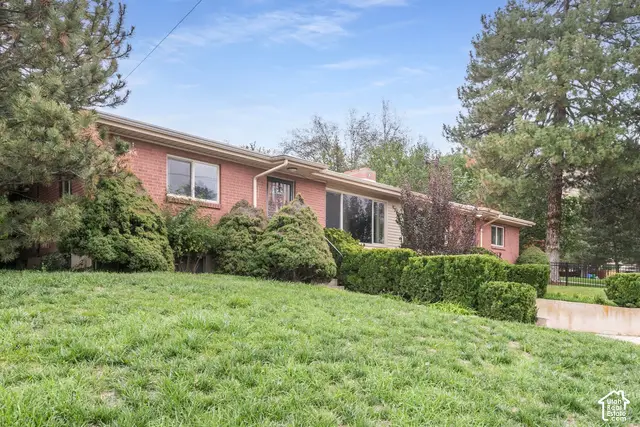 4793 S Holladay Blvd, Salt Lake City, UT 84109 - #3