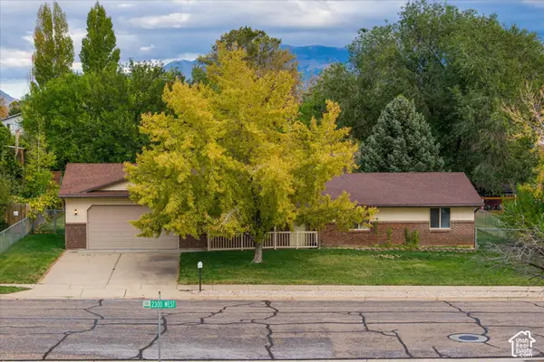 508 N 2300 W, West Point, UT 84015