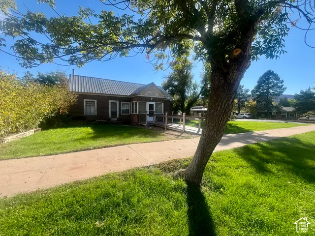252 E 100 N, Moab, UT 84532 - #1