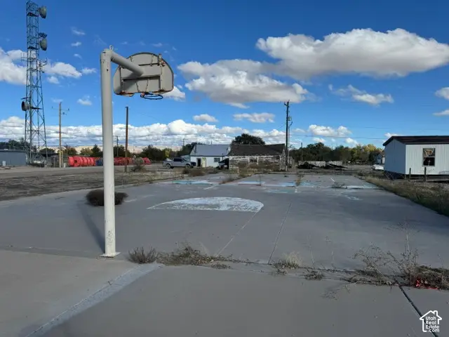 125 S Broadway St, Green River, UT 84525 - #2