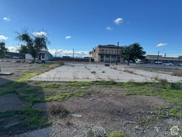 125 S Broadway St, Green River, UT 84525 - #3