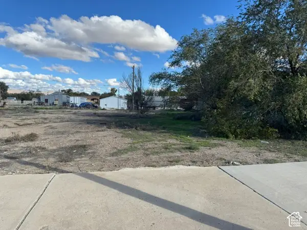165 S Broadway St, Green River, UT 84525
