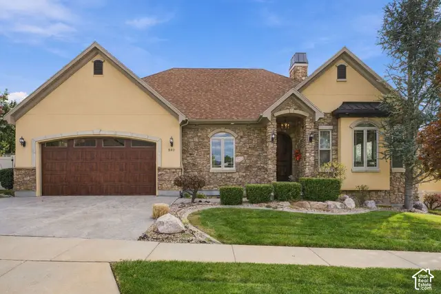 540 E 475 N, Centerville, UT 84014 - #1