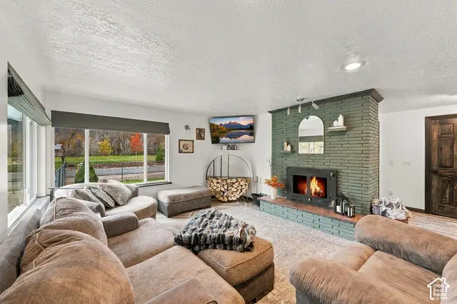 8695 E 800 S, Huntsville, UT 84317 - #2