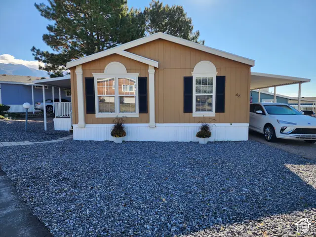 42 Sunset Dr, Layton, UT 84041 - #1