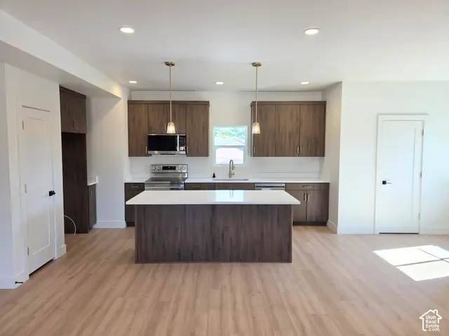 7623 S 300 E, Sandy, UT 84047 - #2