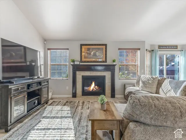 7097 W Jayson Bend Dr S, West Jordan, UT 84081 - #2