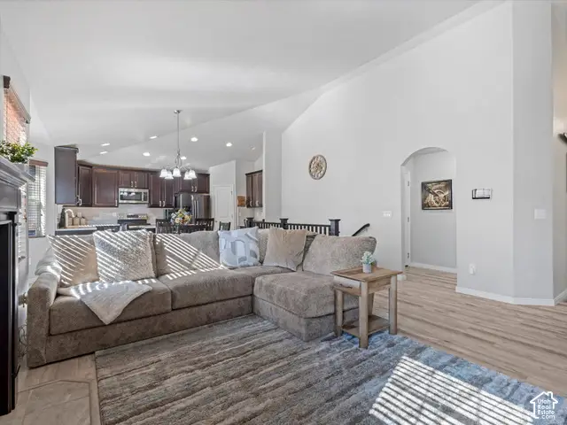 7097 W Jayson Bend Dr S, West Jordan, UT 84081 - #3