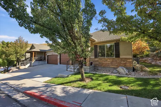 1326 E Vista Valley Dr, Draper, UT 84020 - #2
