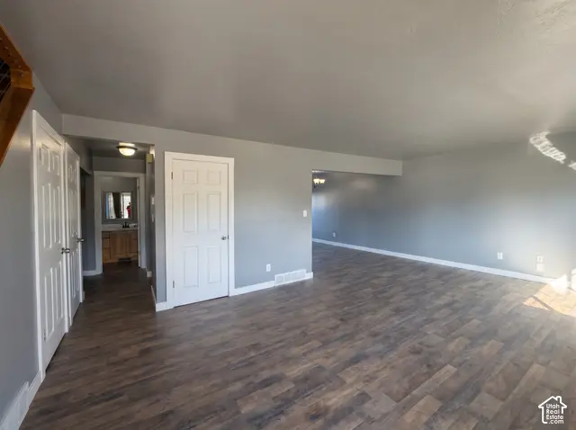 2760 S Centerbrook, West Valley City, UT 84119 - #3