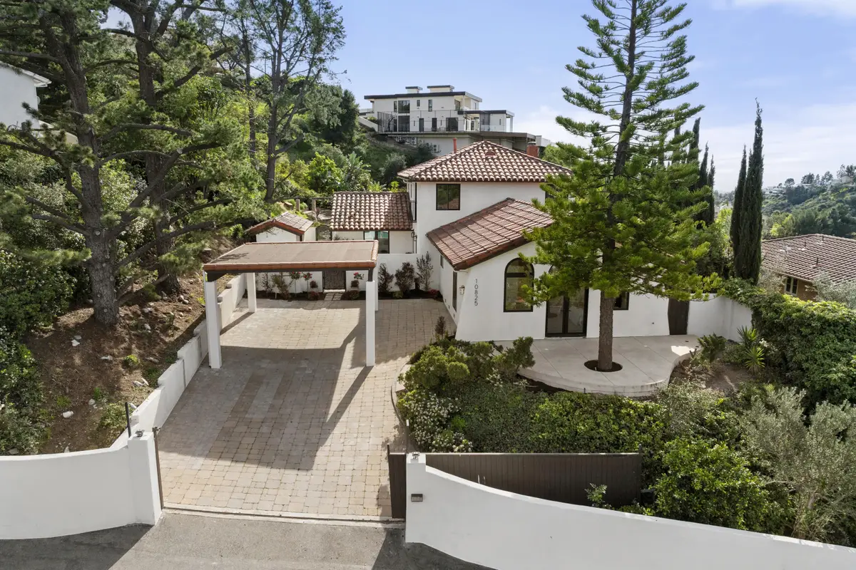 10825 Savona Road, Los Angeles, CA 90077 - Image #1
