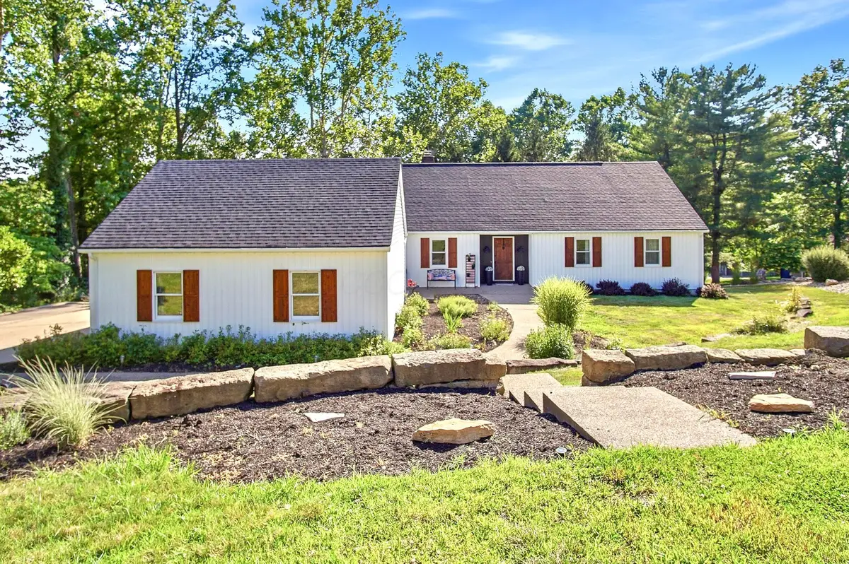 5200 Hampton Court, Zanesville, OH 43701 - #1