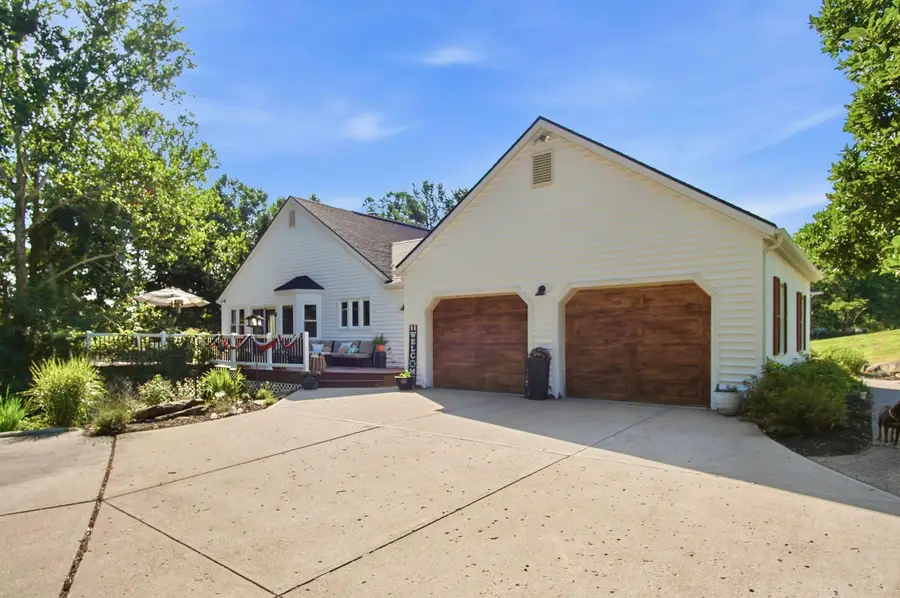 5200 Hampton Court, Zanesville, OH 43701 - #2