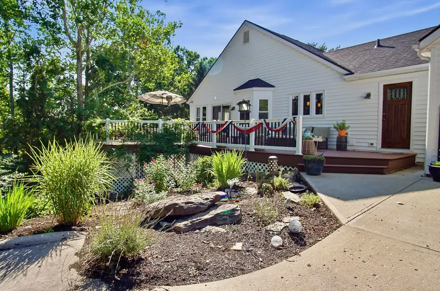 5200 Hampton Court, Zanesville, OH 43701 - #3
