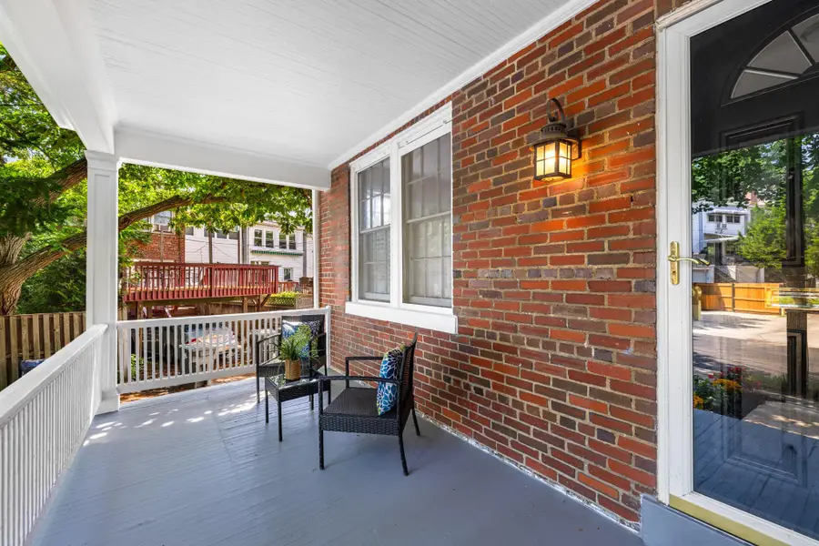 3810 Beecher St Nw, Washington, DC 20007 - #2