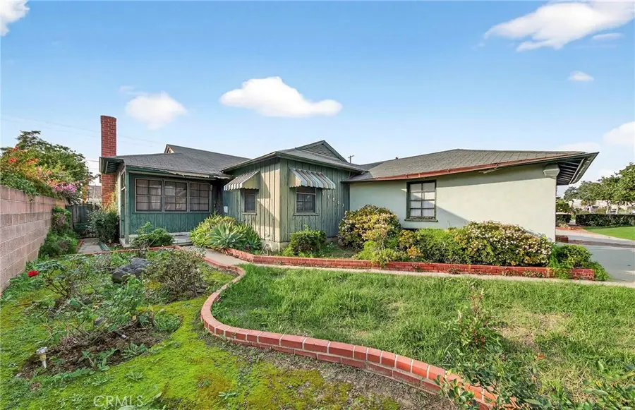 11803 Chanera Avenue, Hawthorne, CA 90250 - Image #3