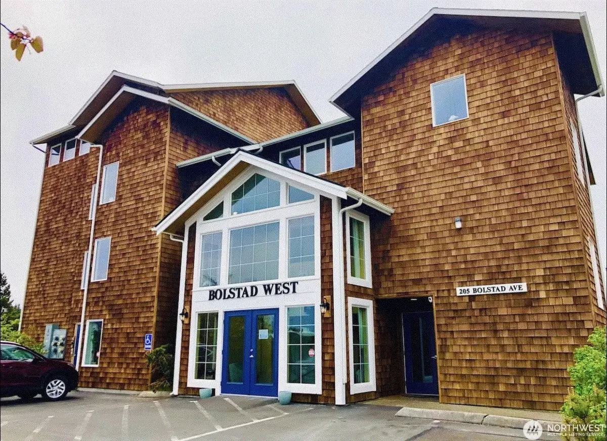 205 Bolstad Avenue #303, Long Beach, WA 98641 - Image #1