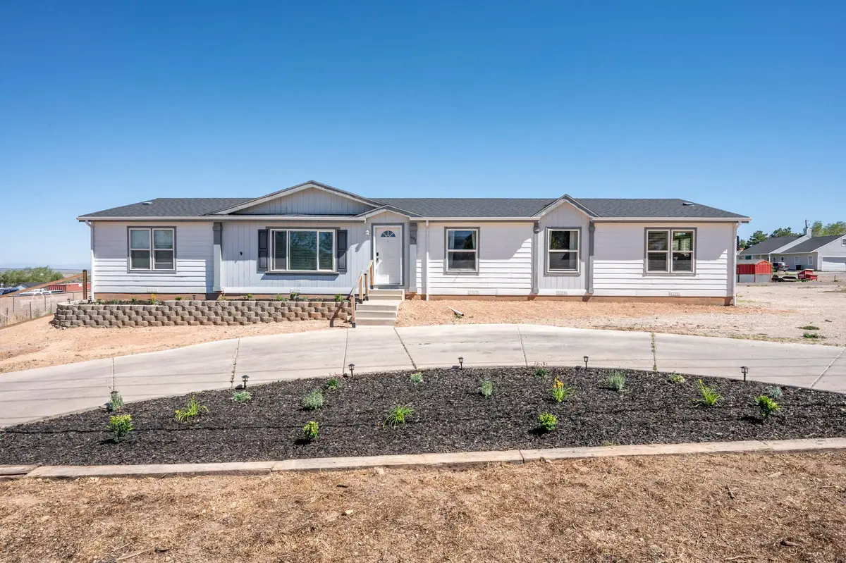1637 E Midvalley Rd, Enoch, UT 84021 - #1