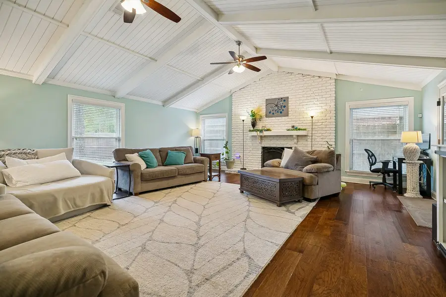 1233 Crossbow Dr, Baton Rouge, LA 70816 - #2