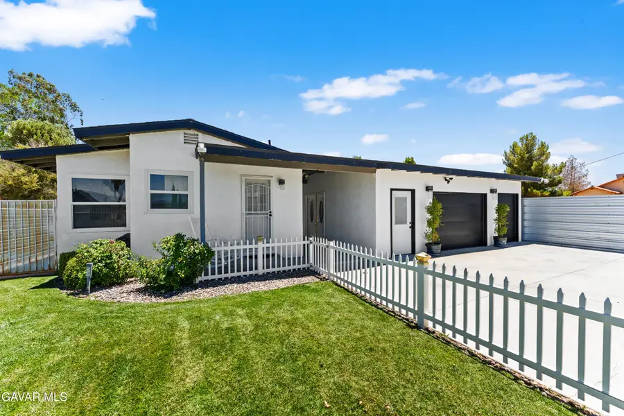 38610 9th E, Palmdale, CA 93550 - #2