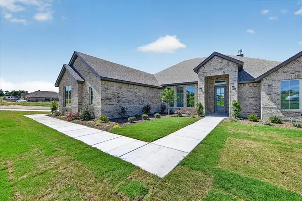 409 Mcalpine, Springtown, TX 76023