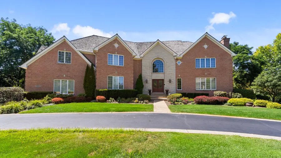 28063 Gray Barn Lane, Lake Barrington, IL 60010 - #3