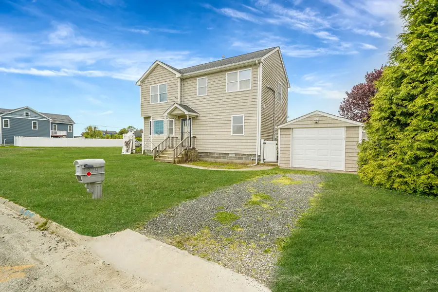 374 Rider Avenue, Patchogue, NY 11772 - #2