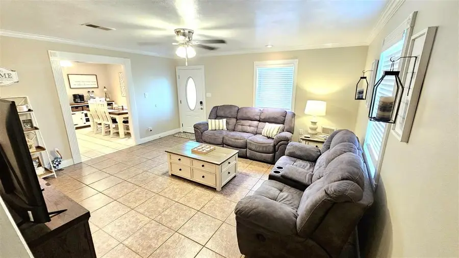 107 Lee, Leesville, LA 71446 - #3