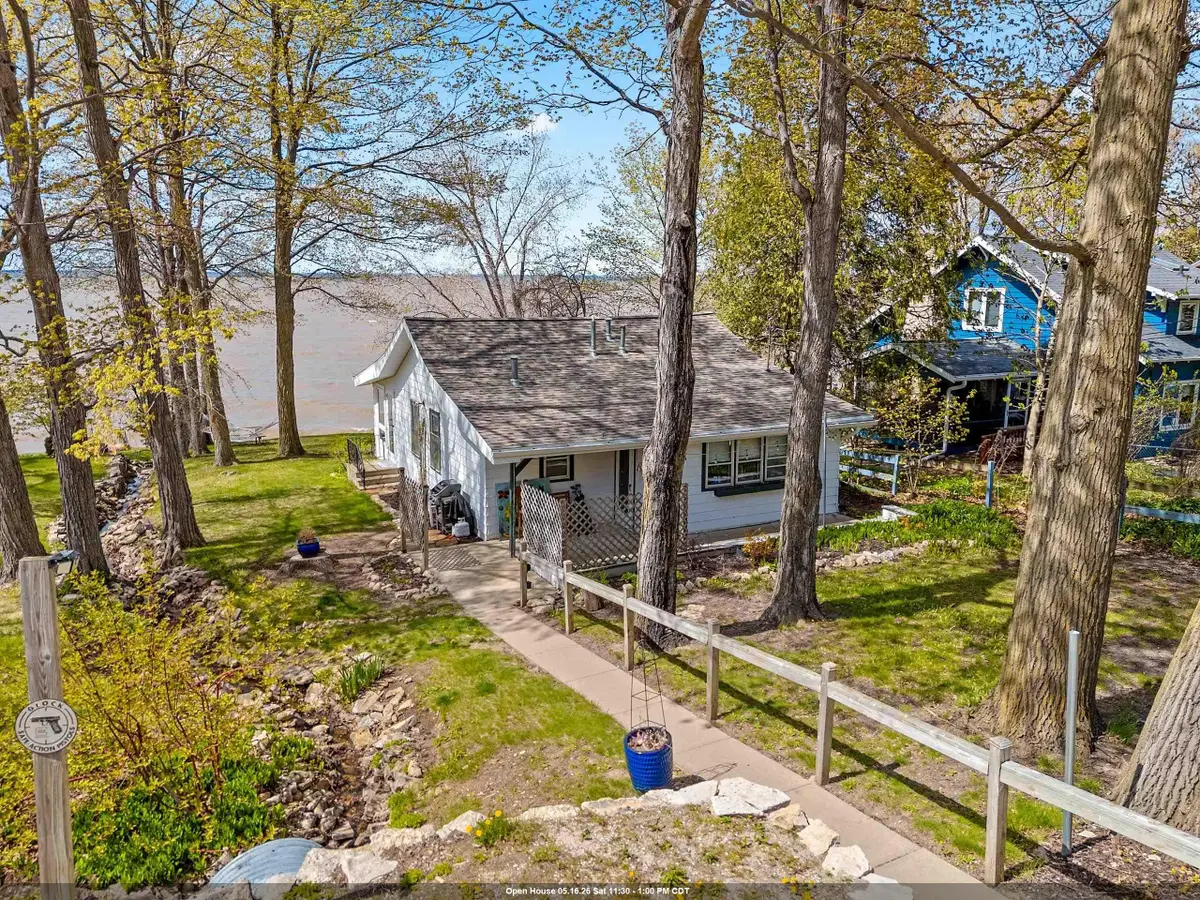 5083 EDGEWATER BEACH ROAD, Green Bay, WI 54311 - #1