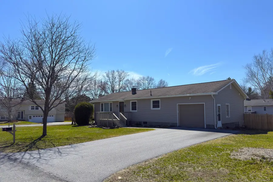 3 Green Knolls Lane, Rutland, VT 05701 - #3