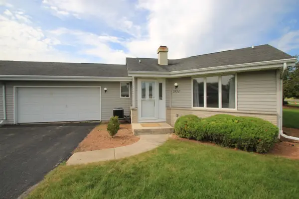 2415 9th Ave, South Milwaukee, WI 53172