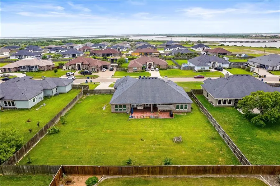 2158 Shadi Street, Corpus Christi, TX 78418 - Image #2