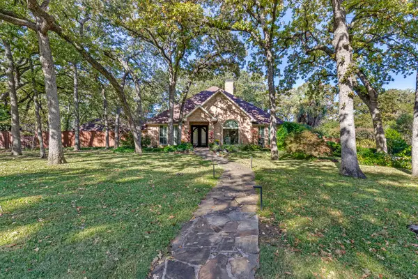 1532 Windsor Forest Trail, Keller, TX 76262