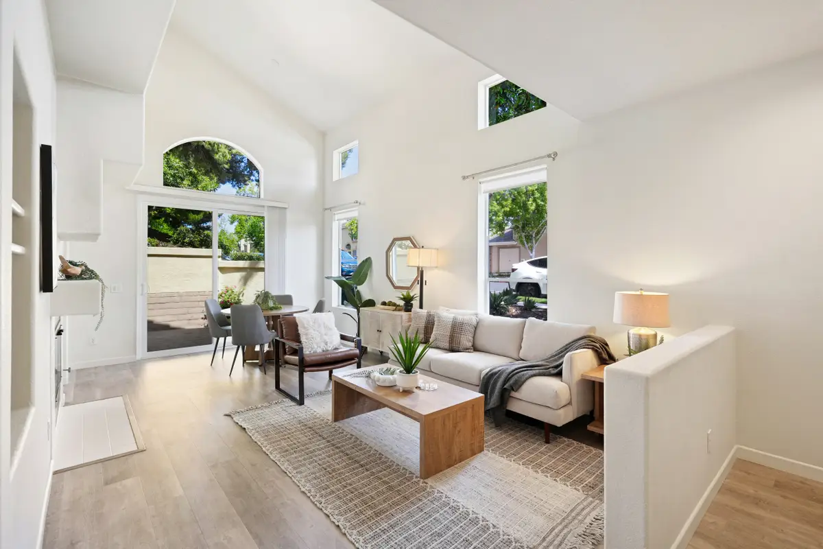 3696 Ruette De Ville, San Diego, CA 92130 - #1