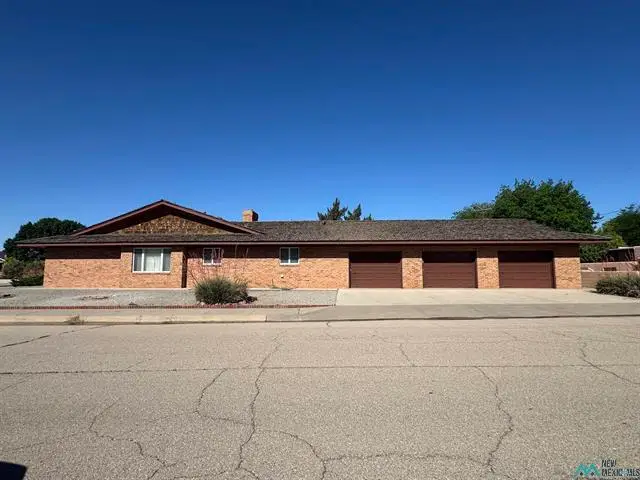 2400 W Loma Drive, Artesia, NM 88210 - #3
