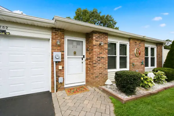 252 Martine Way, Lakewood, NJ 08701