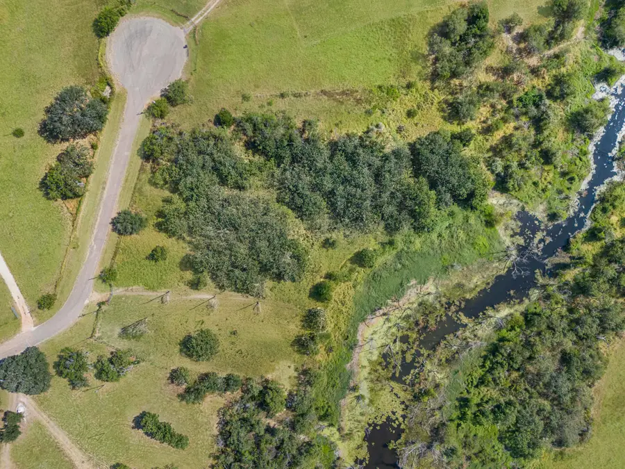 200 Lolita Dr, Lytle, TX 78052 - #2