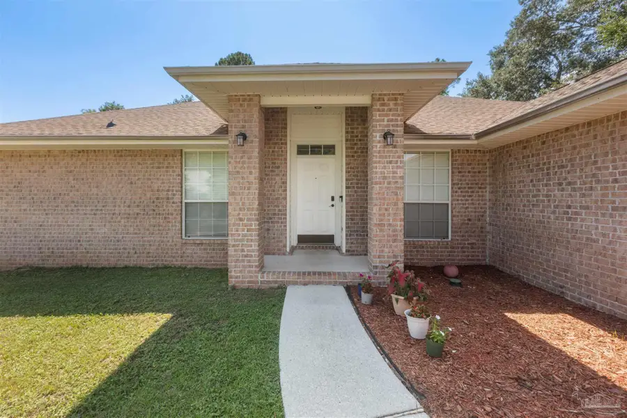 6917 Kapok Dr, Milton, FL 32583 - #2