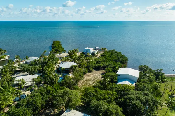 229 Coral Road, ISLAMORADA, FL 33036