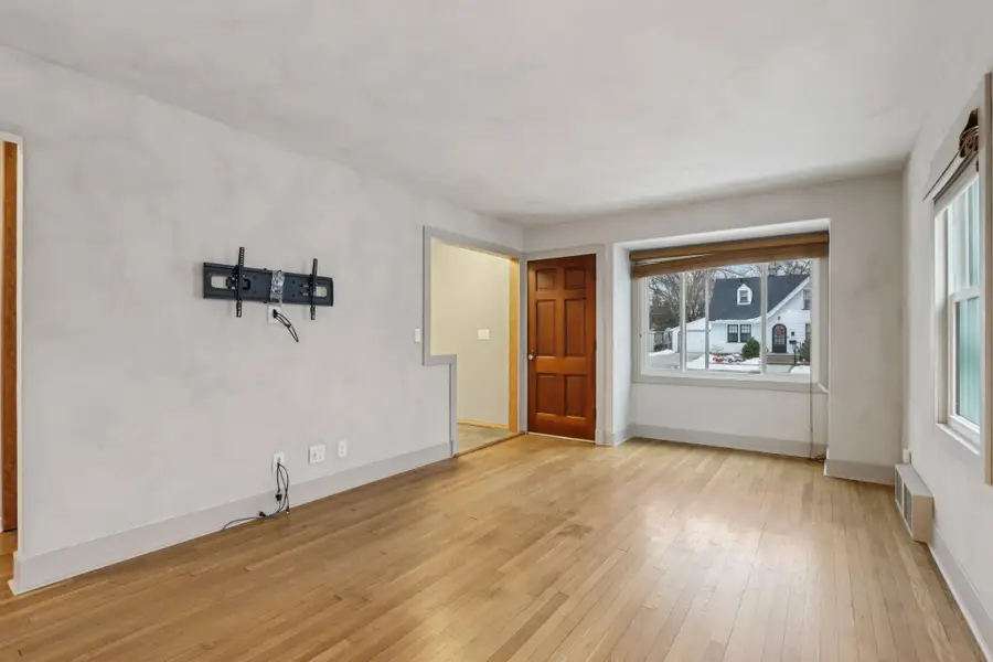 151 N 72nd St, Milwaukee, WI 53213 - Image #3