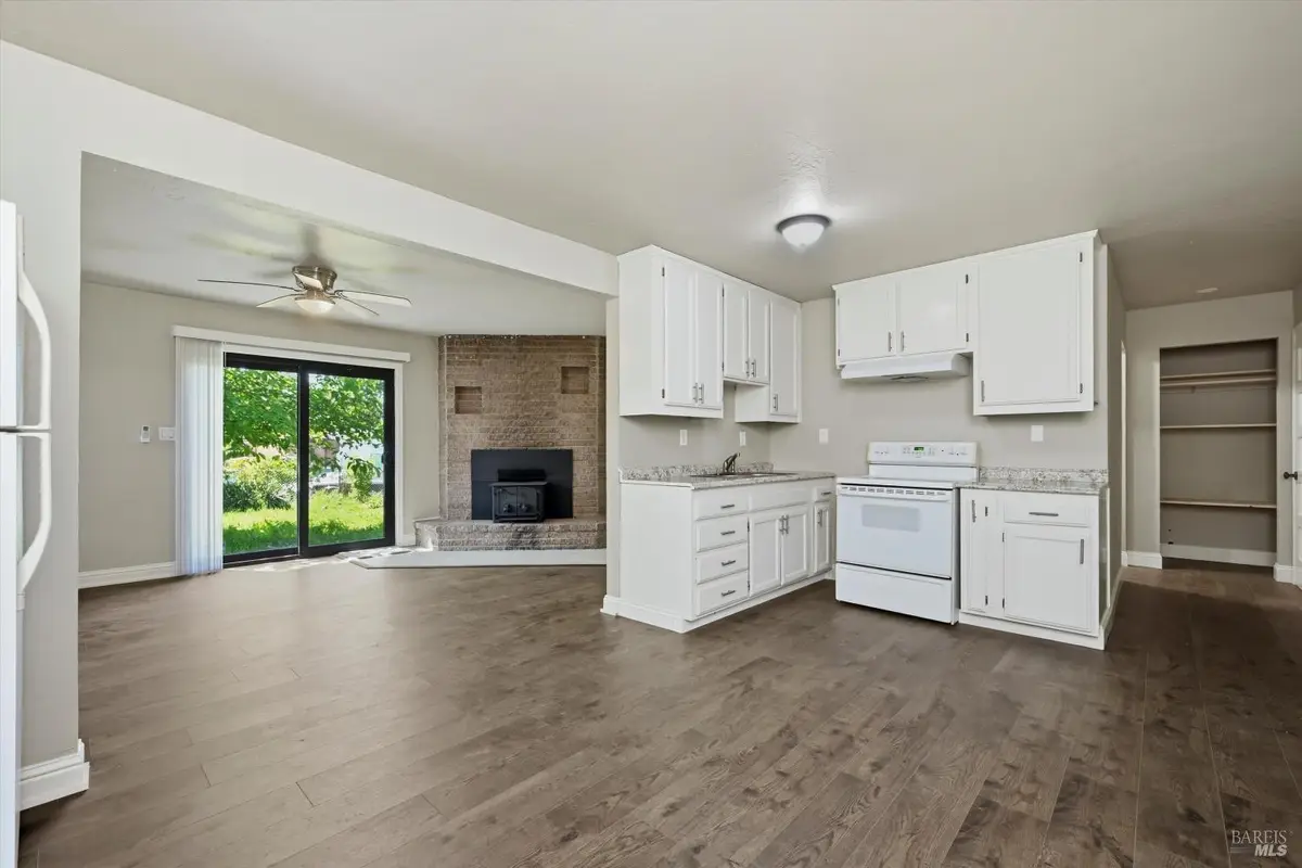 3723 Buckeye, Clearlake, CA 95422 - #1