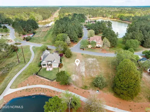 146 Cedar Point Drive, Wallace, NC 28466