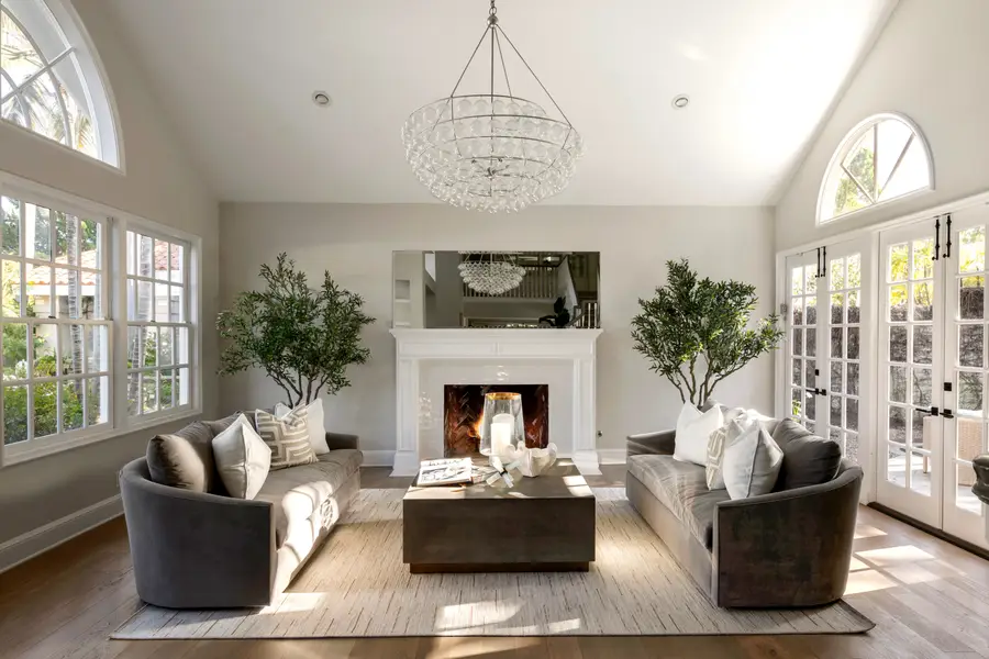 9 Huntington Court, Newport Beach, CA 92660 - #3